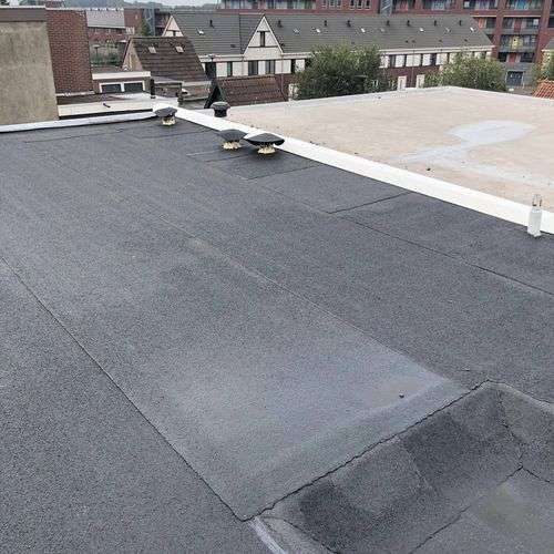 Een nieuw bitumen dak in Zierikzee
